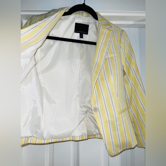 VINTAGE Banana Republic Blazer, Yellow, Cream Stripe, Womens, Sz 0P, Linen Blend - Picture 4 of 9